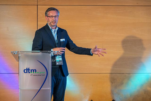 Vortrag von Fjodor Lamm KERPEN DATACOM auf der Technology Stage netforum 2023